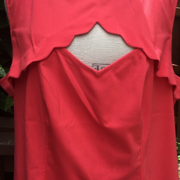 Modcloth sleeveless blouse in size 2X. - Picture 8 of 13